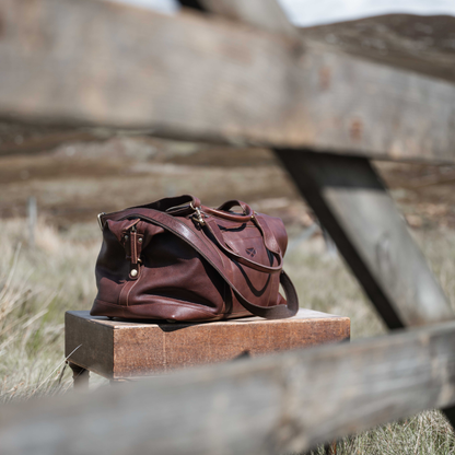 Hoggs Of Fife Monarch Leather Holdall